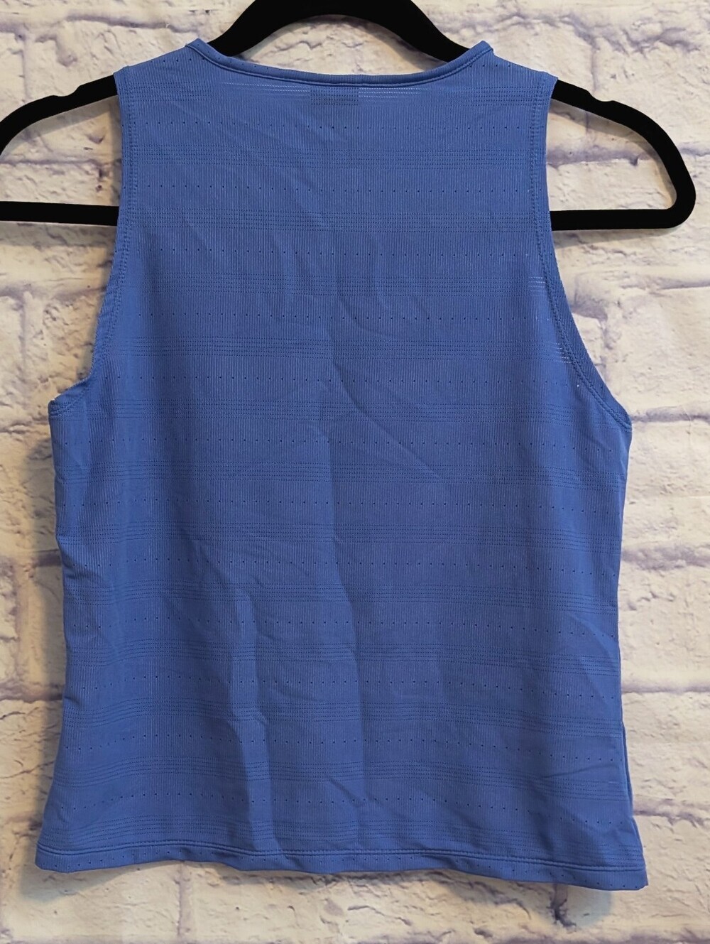 Oakley All In Racerback Blue Performance Tank - Size Small - Picture 4 of 5